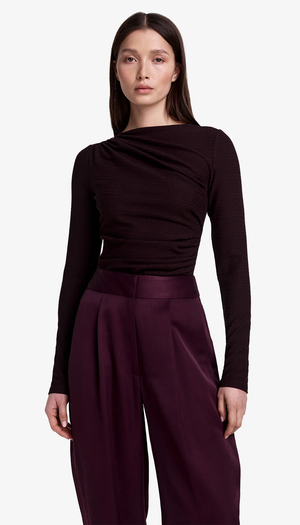 linked:Ruched Knit Top